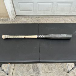 Marucci Wood Baseball Bat - 33in 