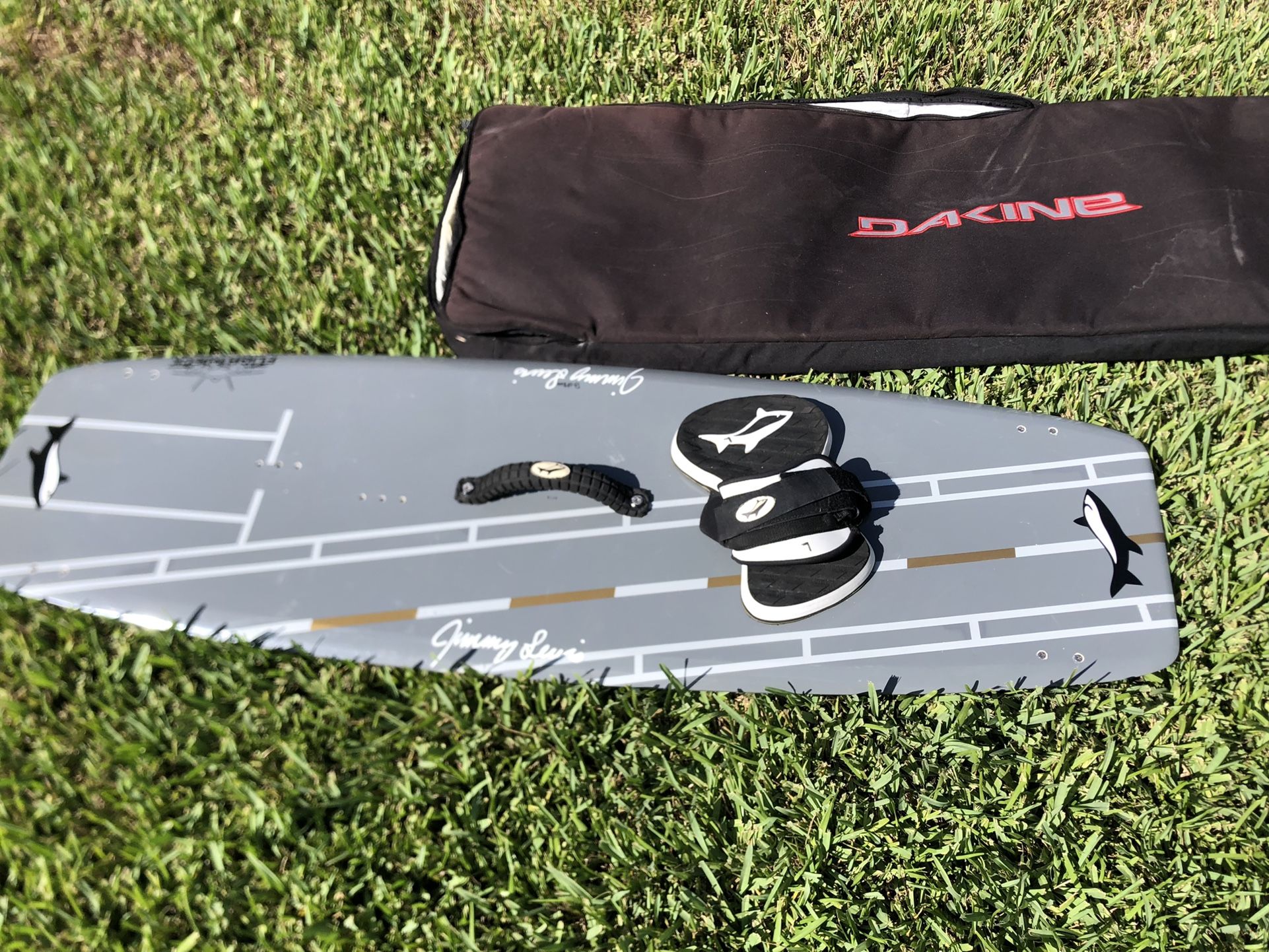 Jimmy Lewis Kiteboard & Caprinha Waist Harness