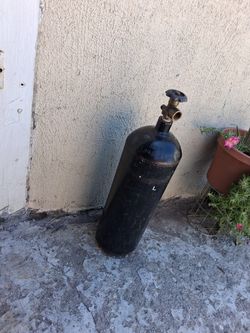 20 lb. Co2 tank