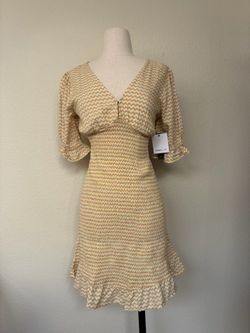 New O’Neill yellow smocked dress, size small