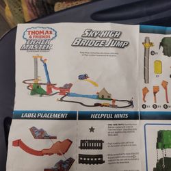 Thomas The Tank Engine Sky High Bridge Jump Train Set