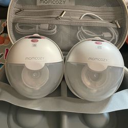 Momcozy wearable breast pump