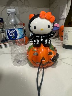 Hello Kitty Halloween Pumpkin ceramic
