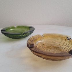 Vintage Ashtrays Green/amber 7 Inches
