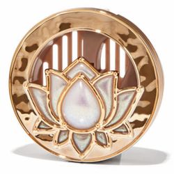  New! BATH & BODY WORKS 💕🪷LOTUS FLOWER 🪷💕Vent or Visor Clip Car Fragrance Holder 