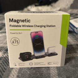 Magnetic Foldable Wireless Charging Station