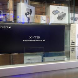 Fujifilm X-T5 With 16-50mm Lens 