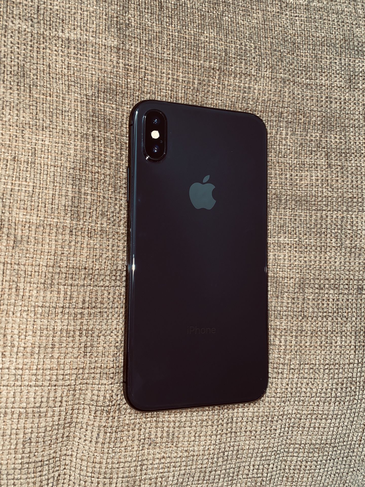 iPhone X