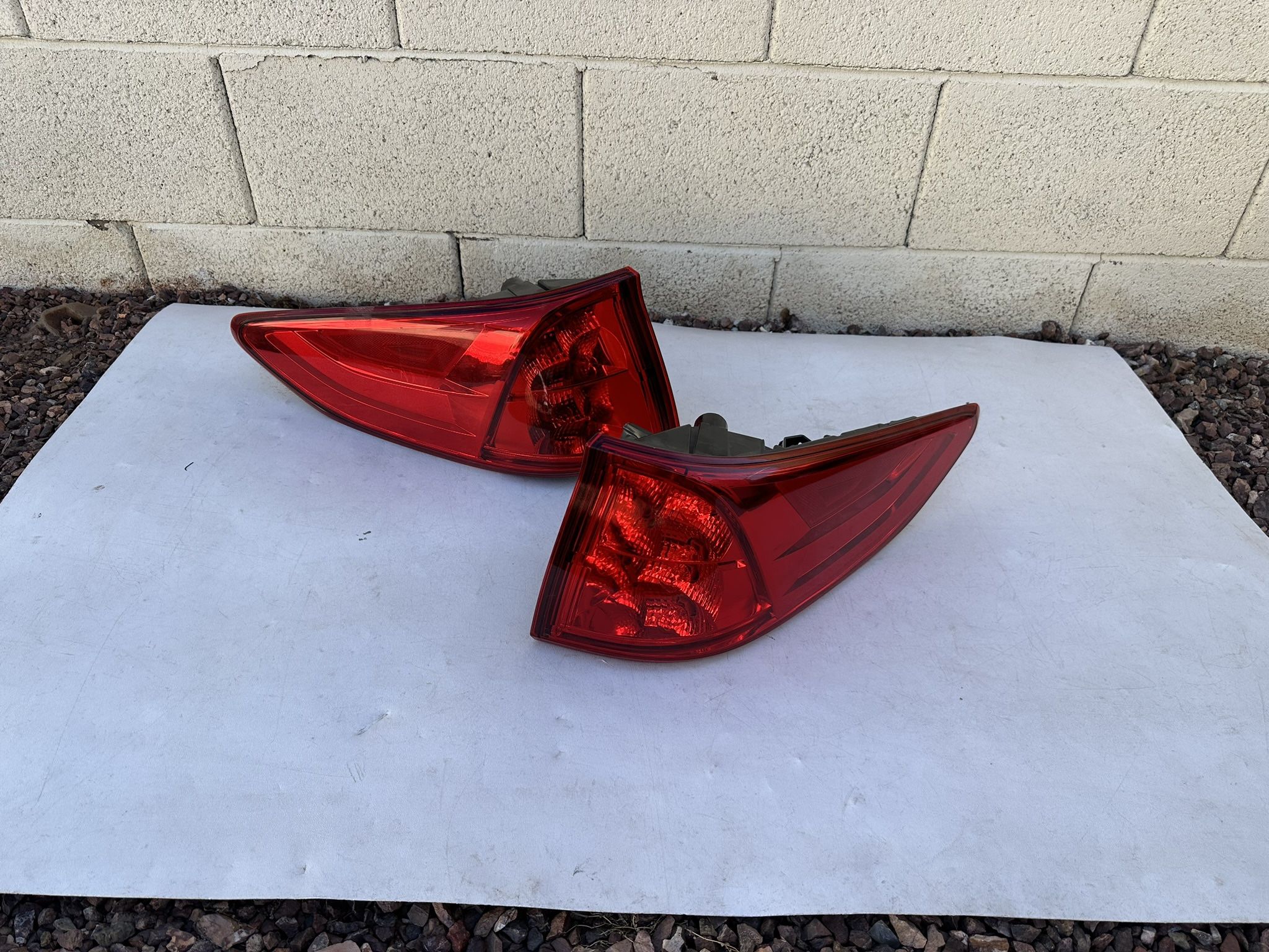 Honda Odyssey Tail Light 2018 - 2022, Honda Odyssey Tailight, $95 Each Side , OEM ORIGINAL PART