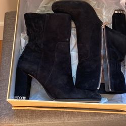 Michael Kors Suede bootie