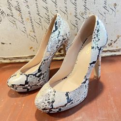 Aldo print stilettos size 7.5