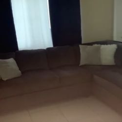 Sectional couch 