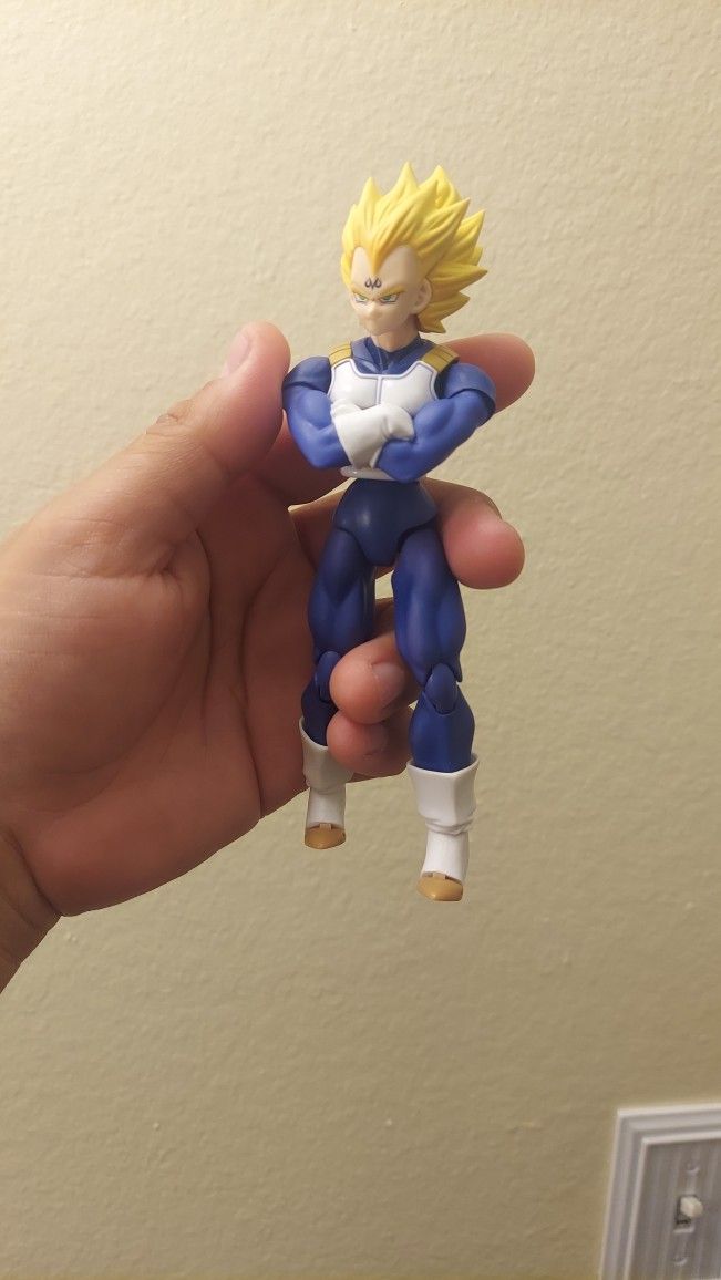 Majin Vegeta SSJ2 Medium Figure for Sale in Sacramento, CA - OfferUp