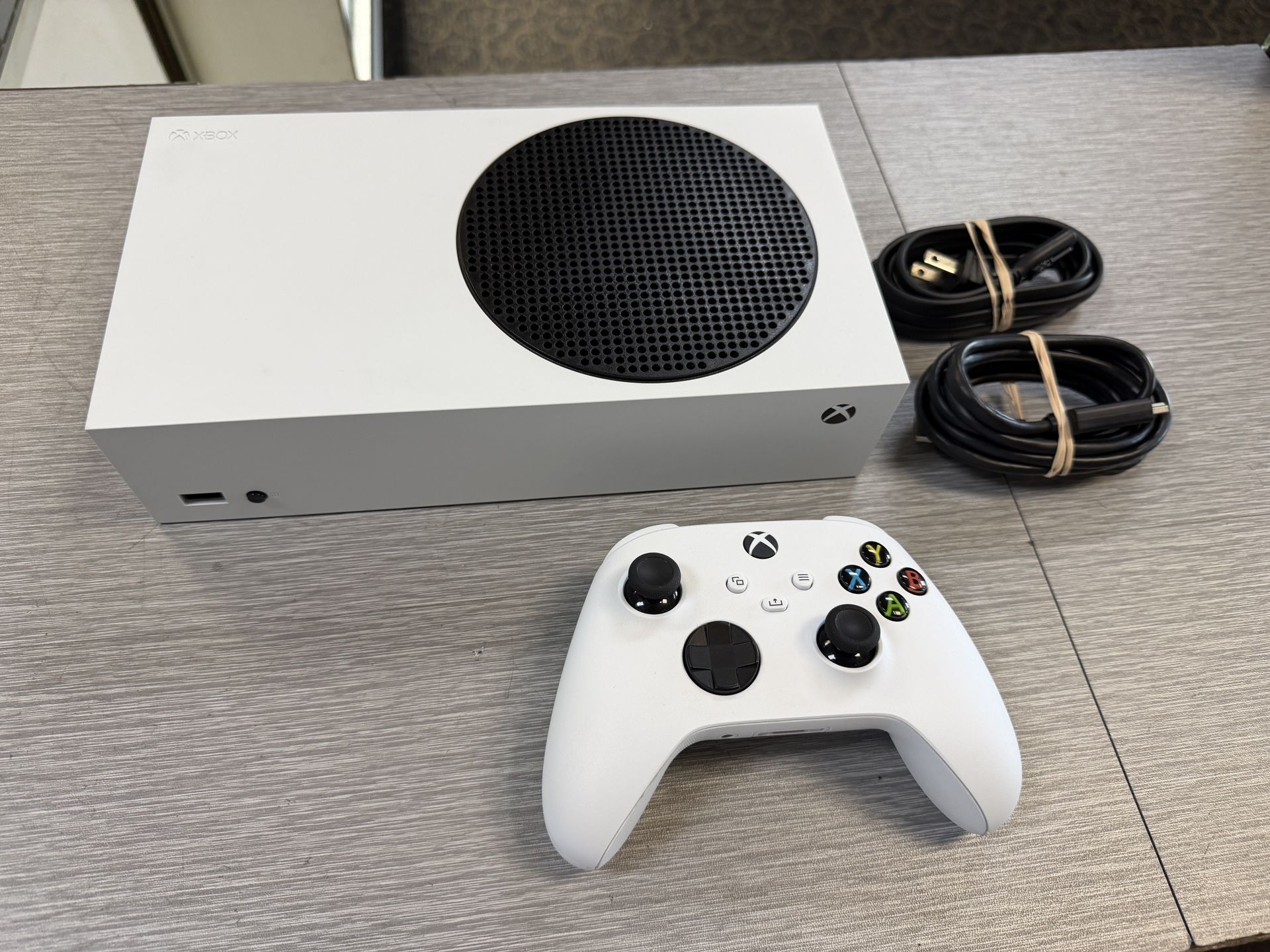 Microsoft Xbox Series S Console w/ Controller & Cables