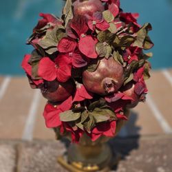 Flower Display.  $5.