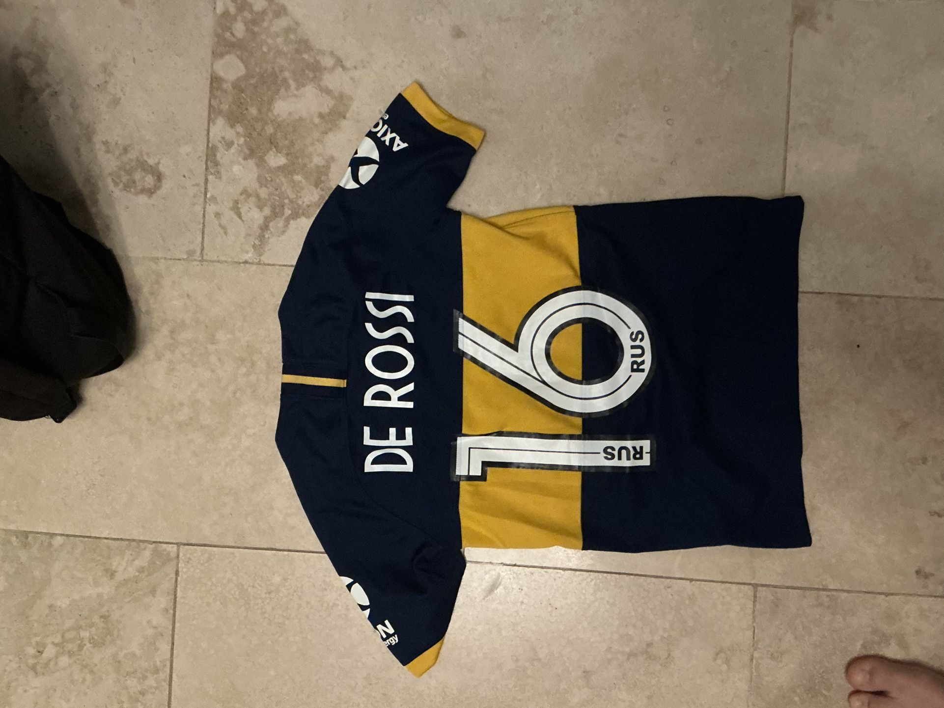 Boca Juniors De Rossi jersey 17/18 size 9-11 yo