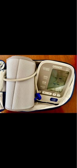 Omiron BLOOD PRESSURE MONITOR - In excellent shape, hardly used