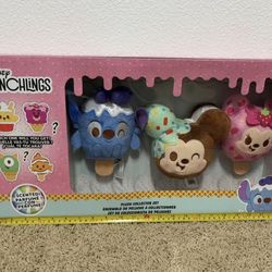 Disney Munchlings Plush New In Box