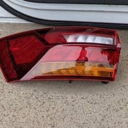 2019-2025 Volkswagen Jetta Left Taillight 