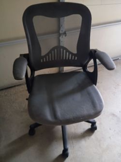 Desk chair on wheels