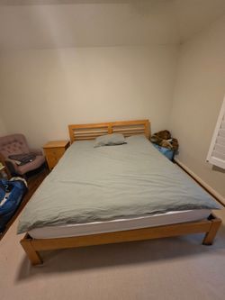 Super King (UK): 6ft × 6ft 6in with mattress and bedside table