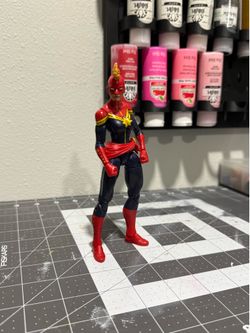 Marvel legends captain marvel toy
