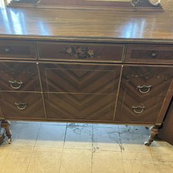 Vintage 3 Drawer Dresser with Mirror 