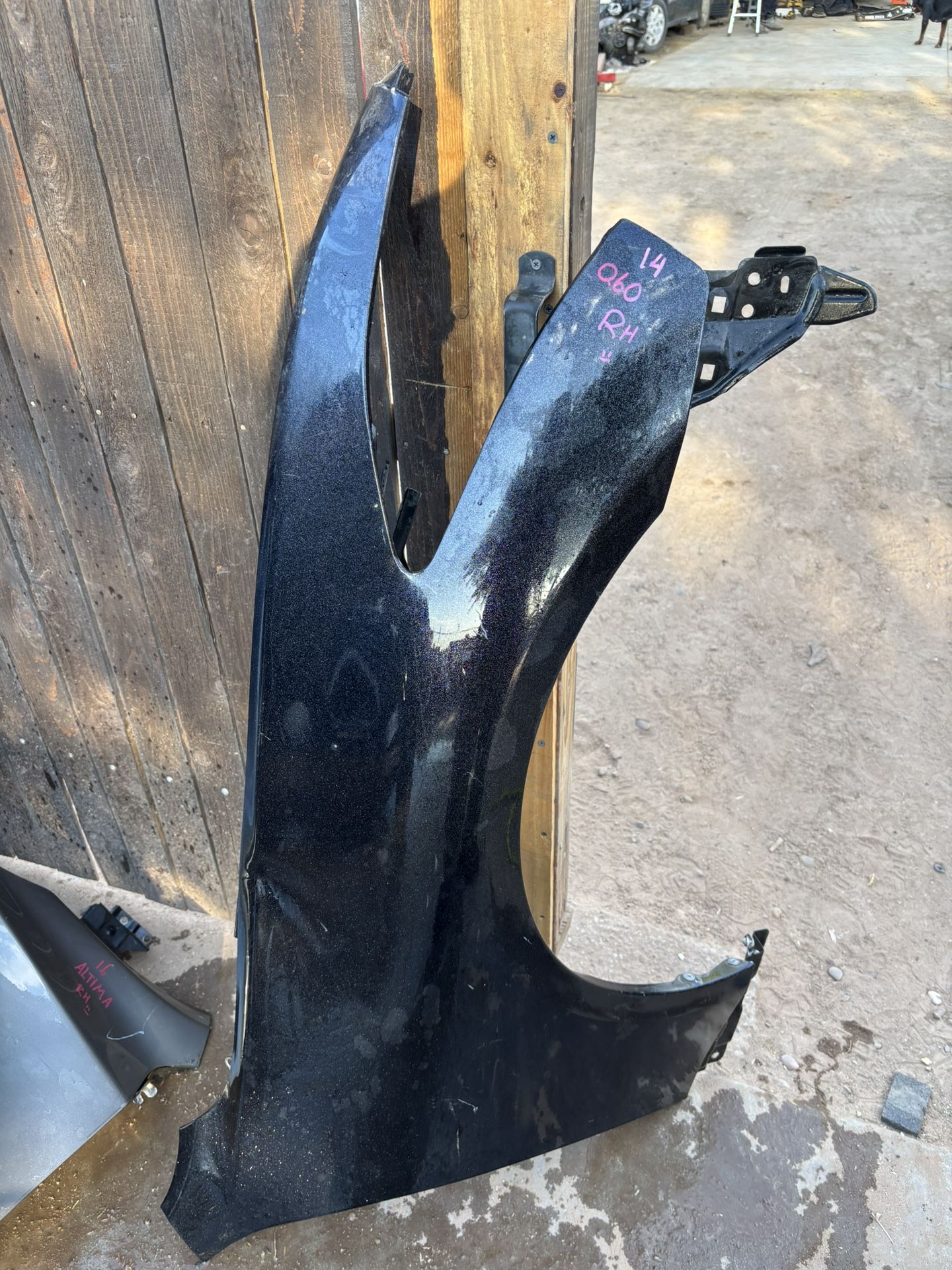2014 Infiniti Q60 RH Fender