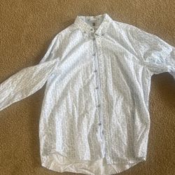 Long sleeve dress shirt
