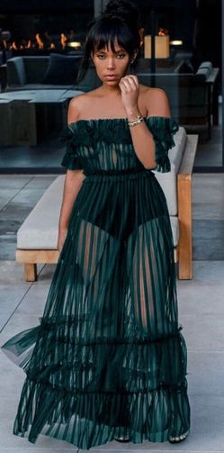 Hunter Green Off Shoulder Tulle Layered Pleated Maxi Dress - NEW