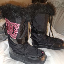 DC SNOW BOOTS for Sale in Tacoma WA OfferUp