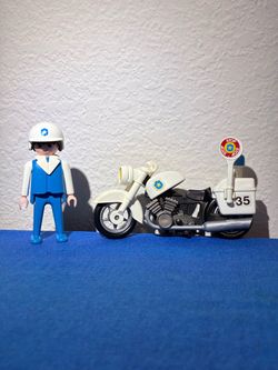 Playmobil