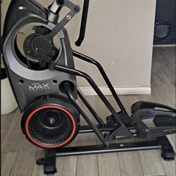 Bowflex Max Trainer M8