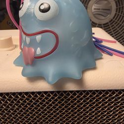 Toy 