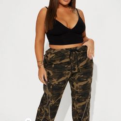 Fashion Nova Camo Cargo Zip Pant 3x Women's 