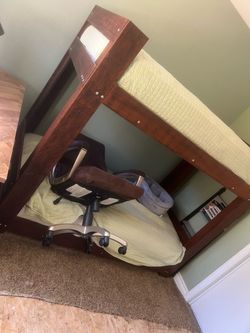 Bunk bed