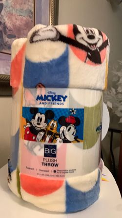 Disney MICKEY AND FRIENDS Plush Throw Supersoft5 ft,  x 6 ft.