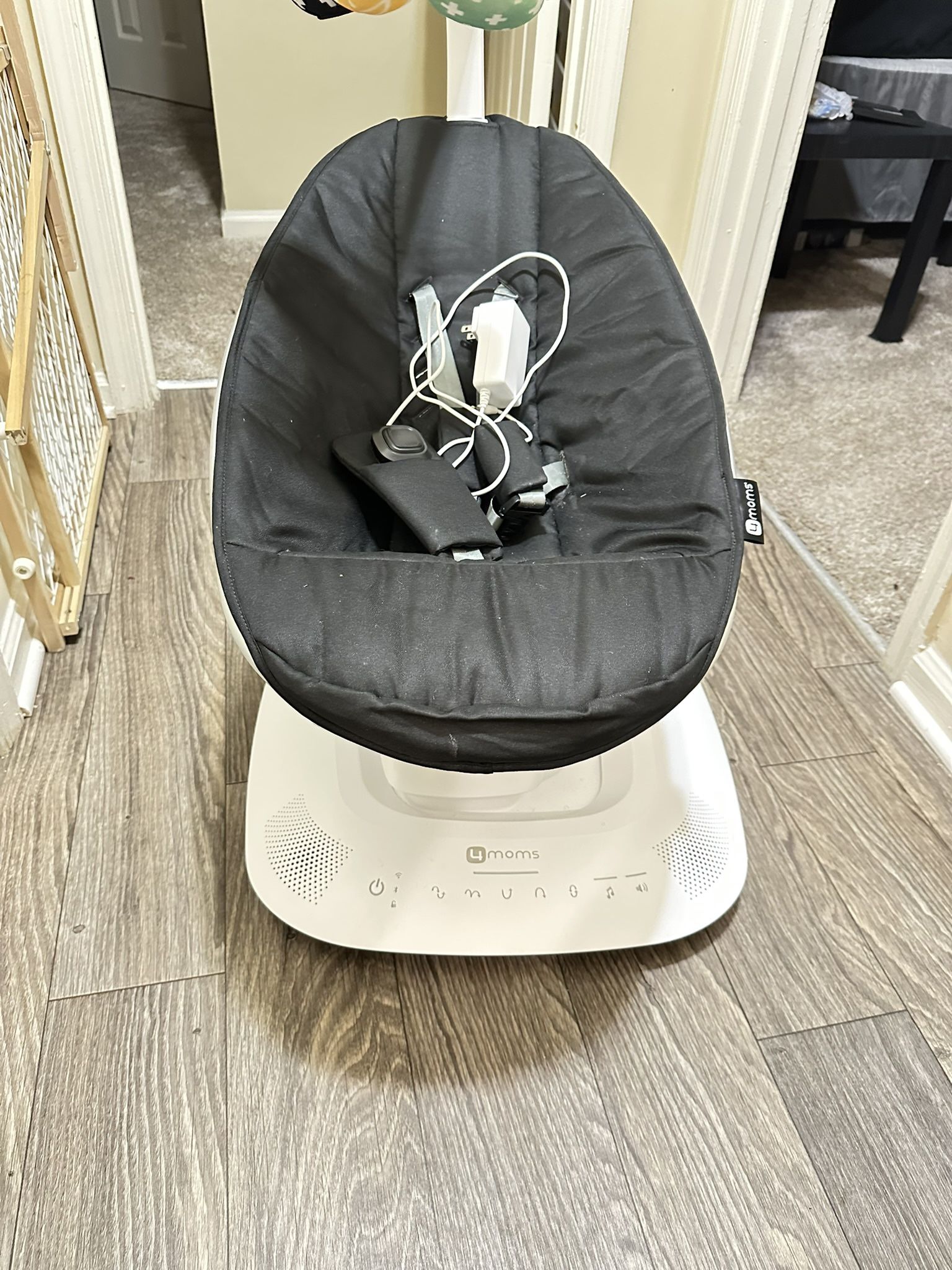 4Mamaroo