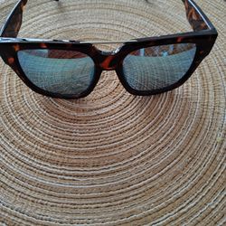 quay sunglasses 