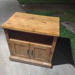 Wood Cabinet/Nightstand/TV Stand/ End table 