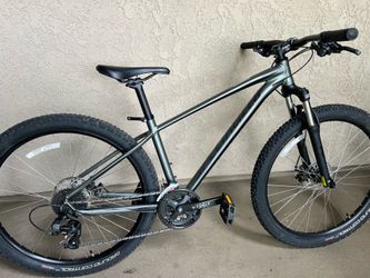 Specialized pitch mountain bike