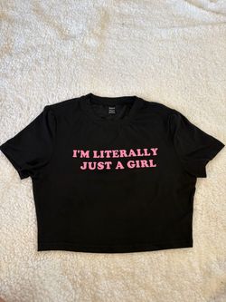 Women’s black crop top