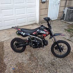 110cc Dirt Bike, 