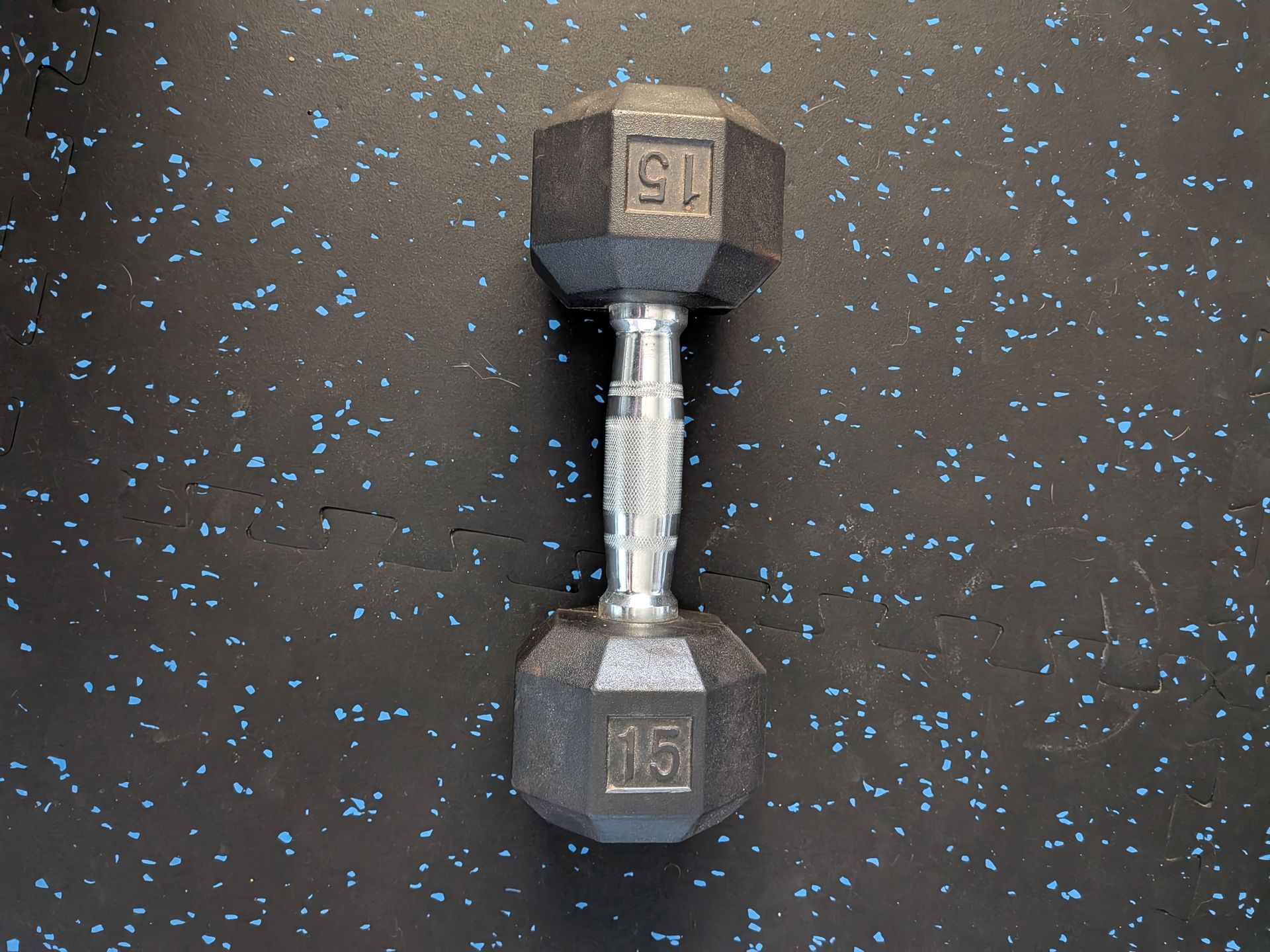 Ignite 15lb rubber hex dumbell