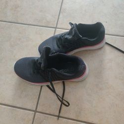 Reebok Shoes Size 6