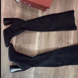 Torgeis Boots Size 8