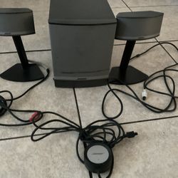 Bose Companion 5 Multimedia Speaker System
