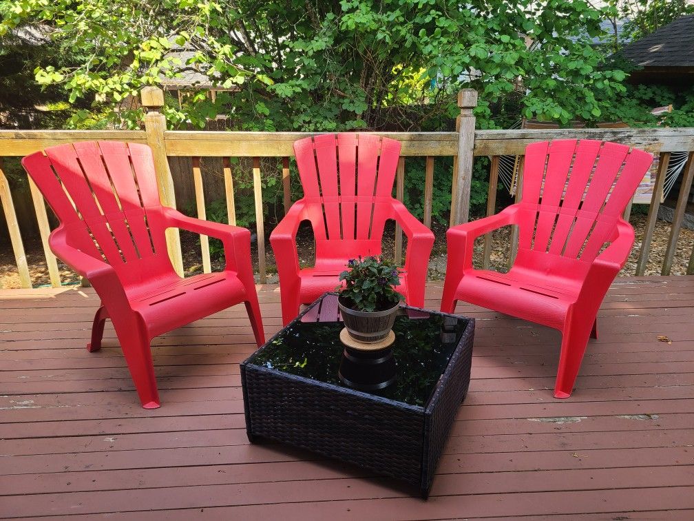 Wicker Glass Table