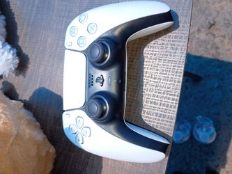 PS5, PlayStation 5 controller