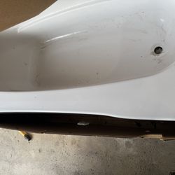 Kohler Sterling 32 Inch Right Drain Tub White 